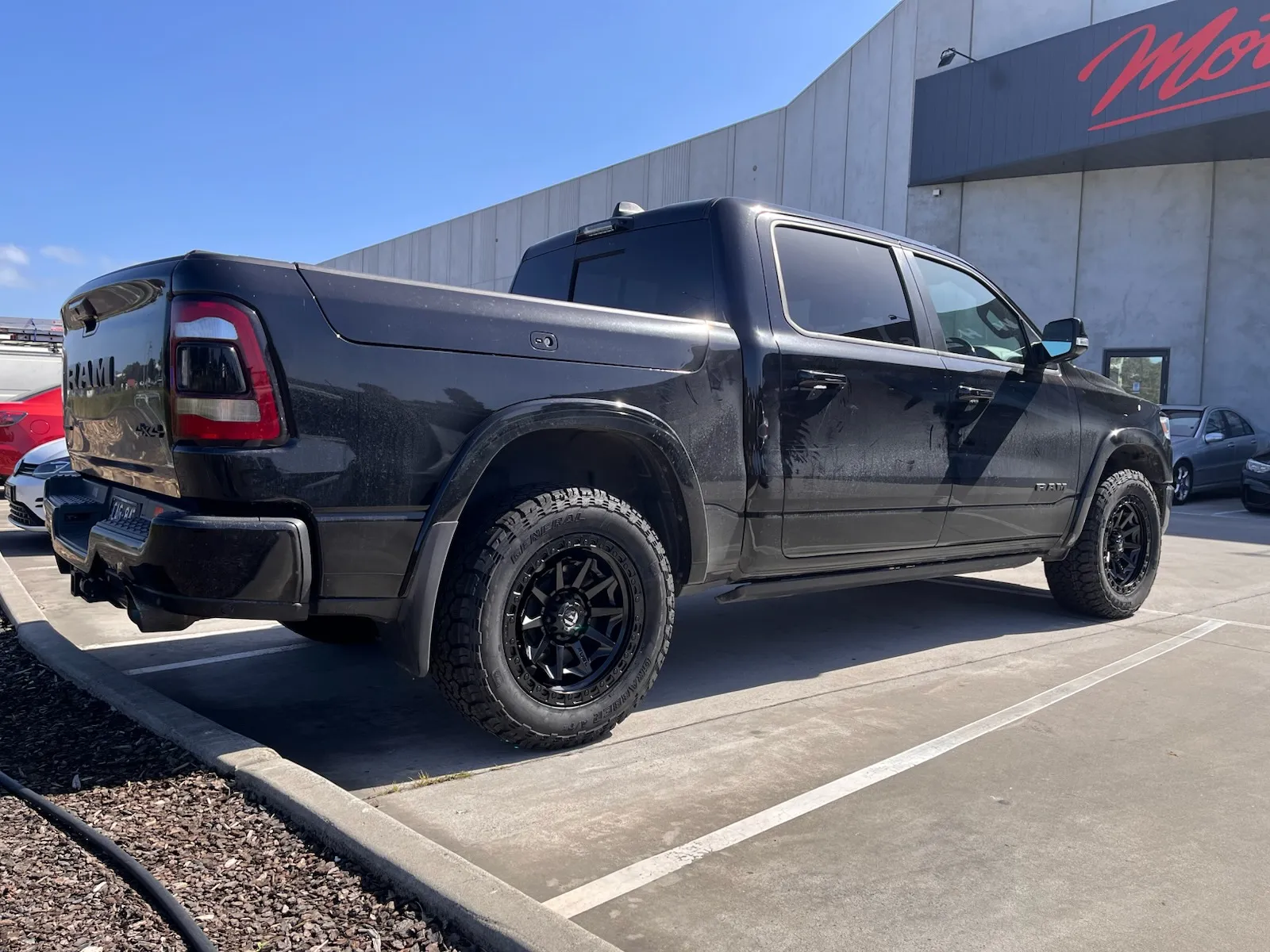 RAM 1500 with FUEL COVERT 20X9 and GENERAL GRABBER TYRES |  | RAM